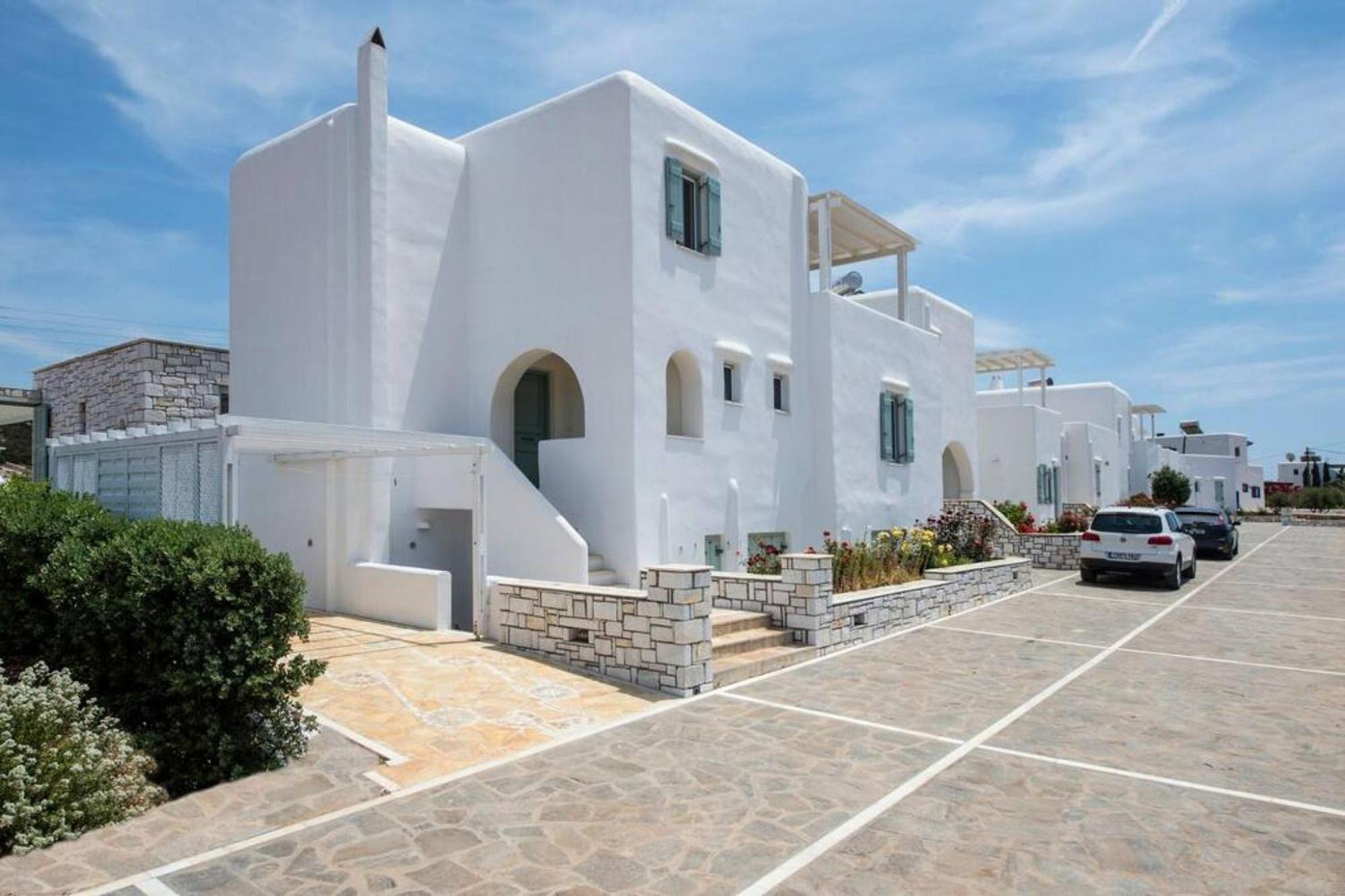 Villa Dionysos In Aliki Экстерьер фото