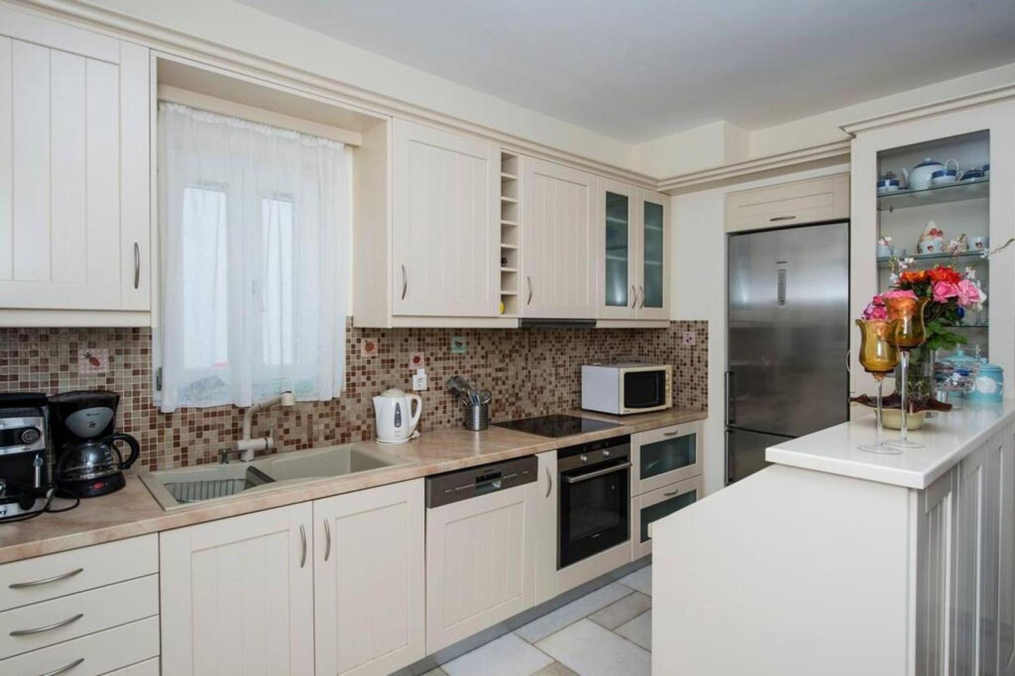 Villa Dionysos In Aliki Экстерьер фото